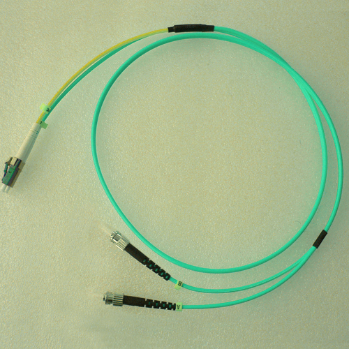 Mode Conditioning Cable LC/APC to ST/UPC OM4 50/125 Multimode