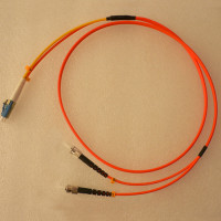 Mode Conditioning Cable LC/UPC to ST/UPC OM2 50/125 Multimode