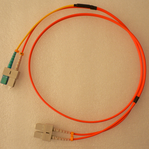 Mode Conditioning Cable SC/APC to SC/UPC OM1 62.5/125 Multimode